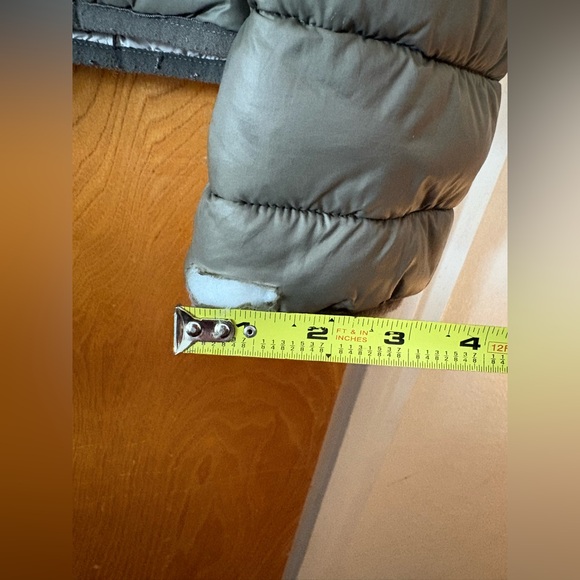 Save The Duck Green-ish Gray Puffer Jacket with FLAW - Picture 9 of 10